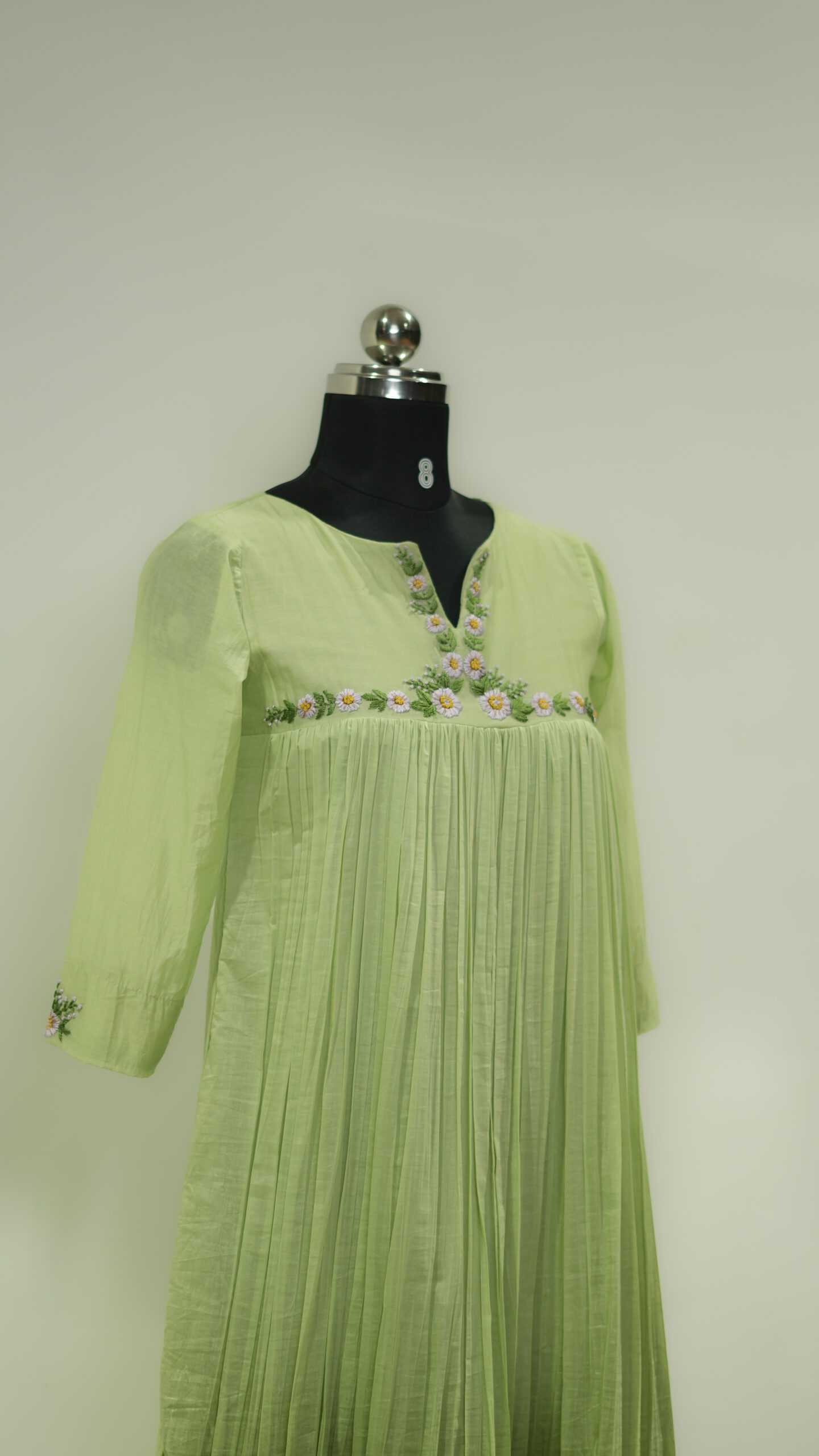 hand embroidered chanderi kurthi hc001 hand embroidered chanderi kurthi hc001